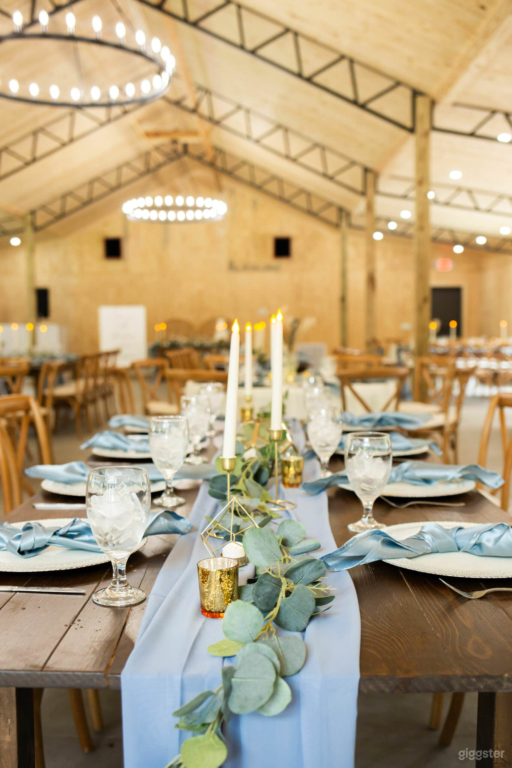 Exquisite Custom Pavilion Photo 4