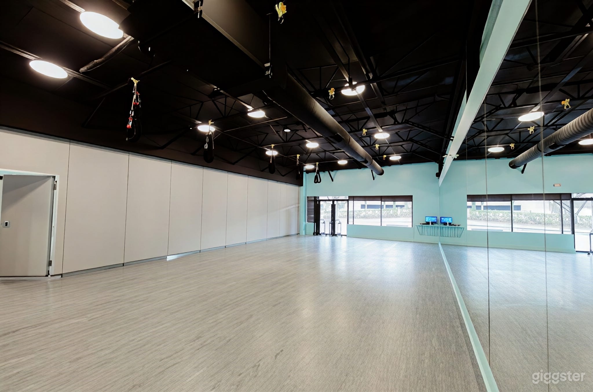 Studio 9 and 10 with partition opened Photo 2