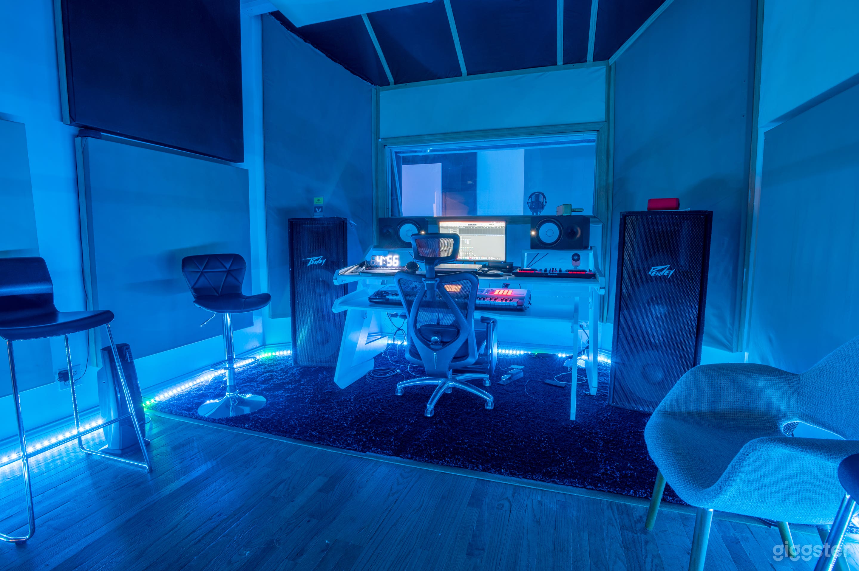 Recording Studio Session Photo 3