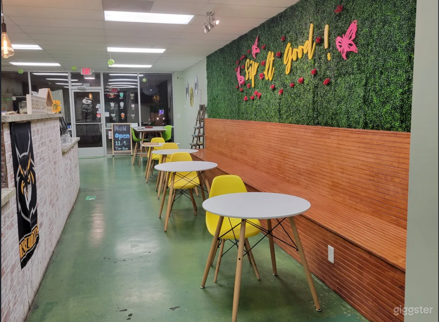 Quaint, Quirky, and Fun Cafe Photo 4