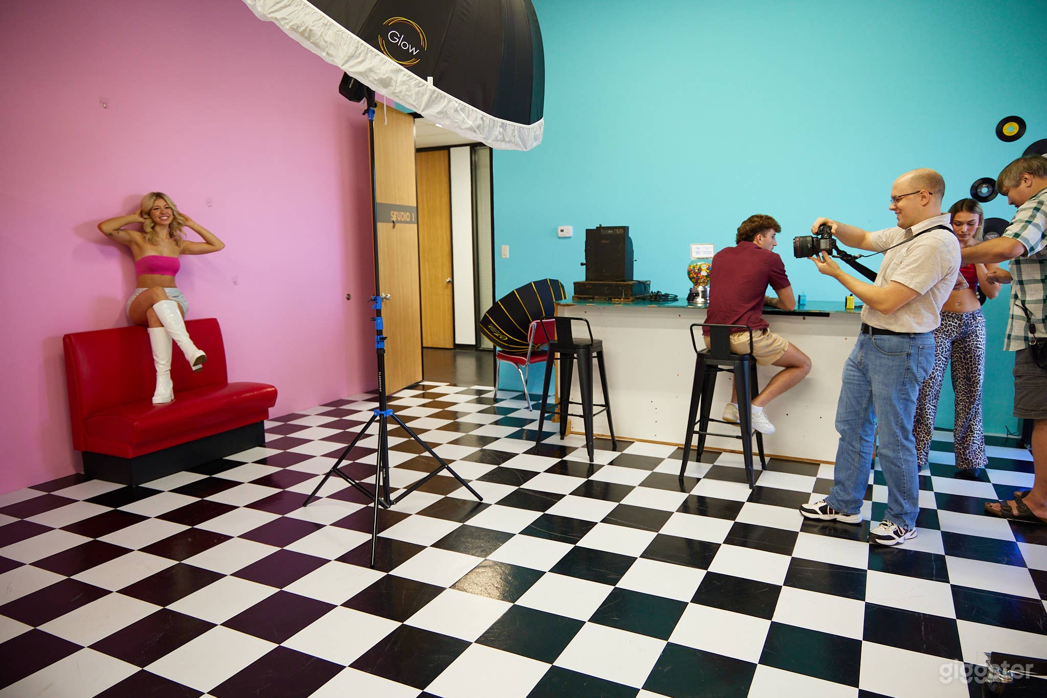 4 Studios 1 Location in North Houston Photo 2