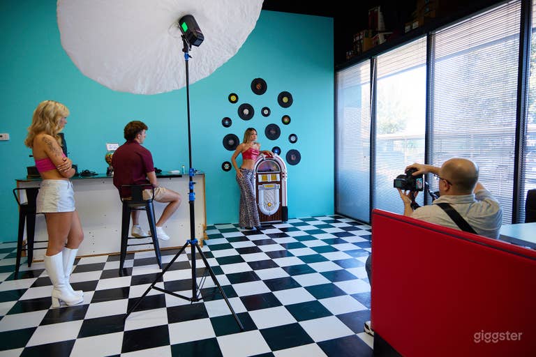  4 Studios 1 Location in North Houston 