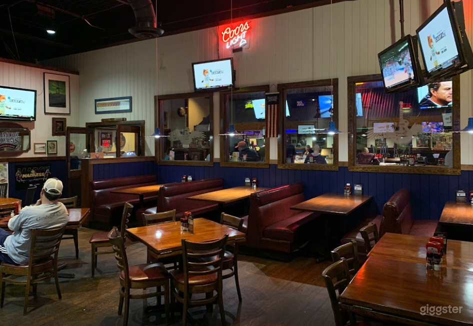 Classy-Feel Private Dining Space Photo 2