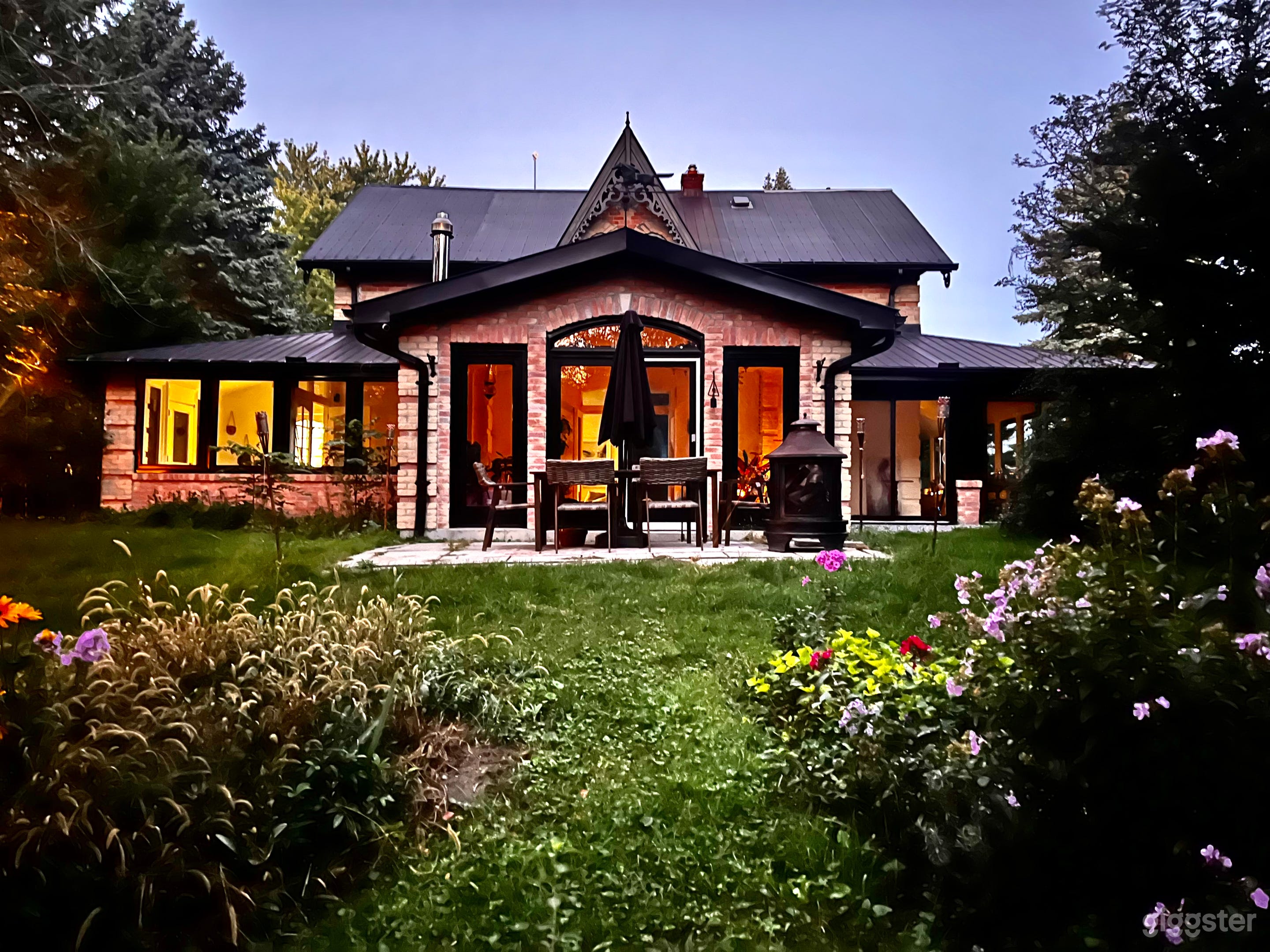 The House of Wonders Photo 2