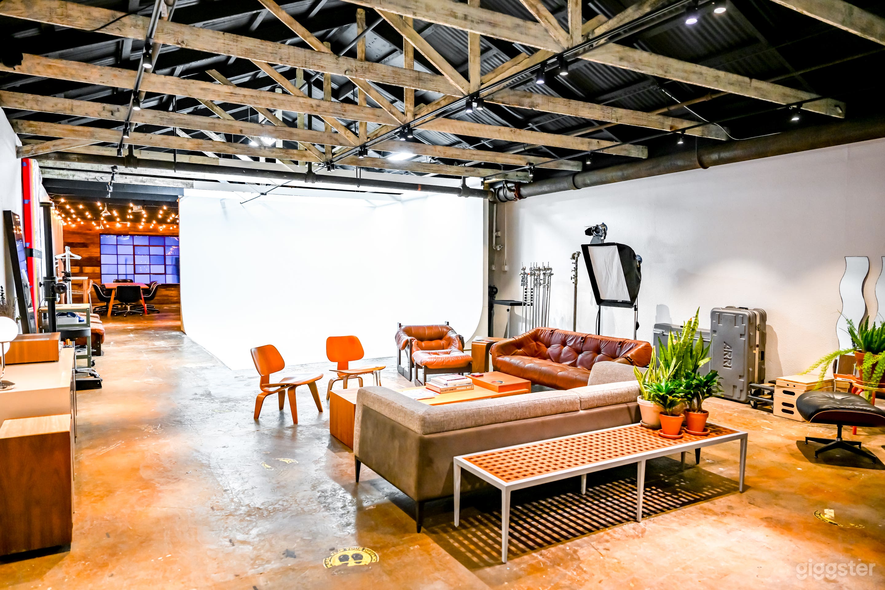 Creative Event &amp; Photo Studio in Barrio Logan Photo 1