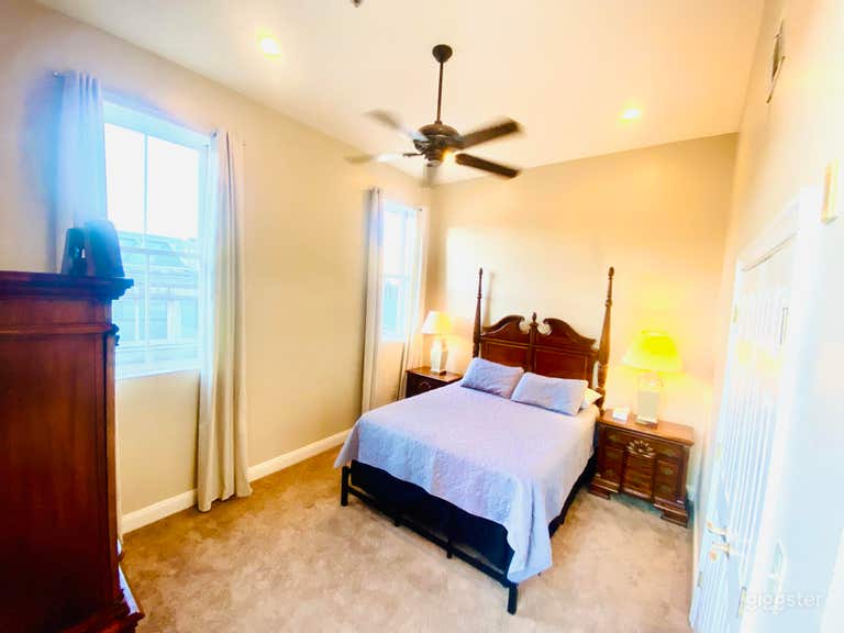  Hit the City -Unit H 