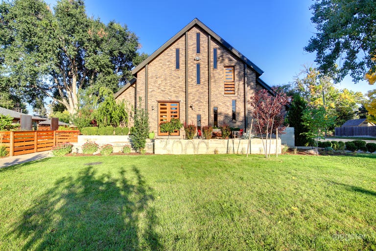  Street view, more detailed pics down the roll 