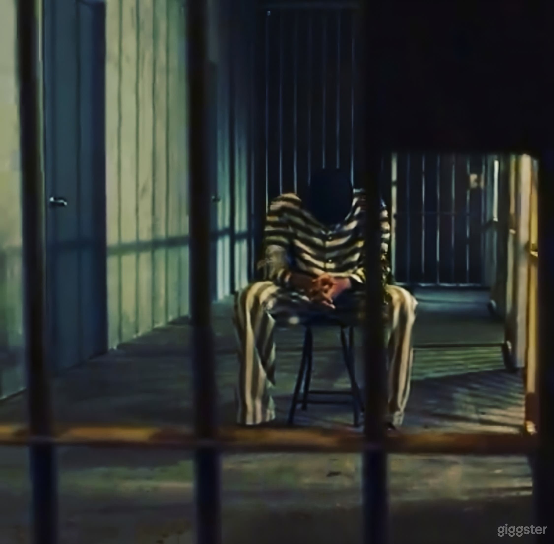 Jail Standing Set Prison Cell Hallway for Filming Photo 3