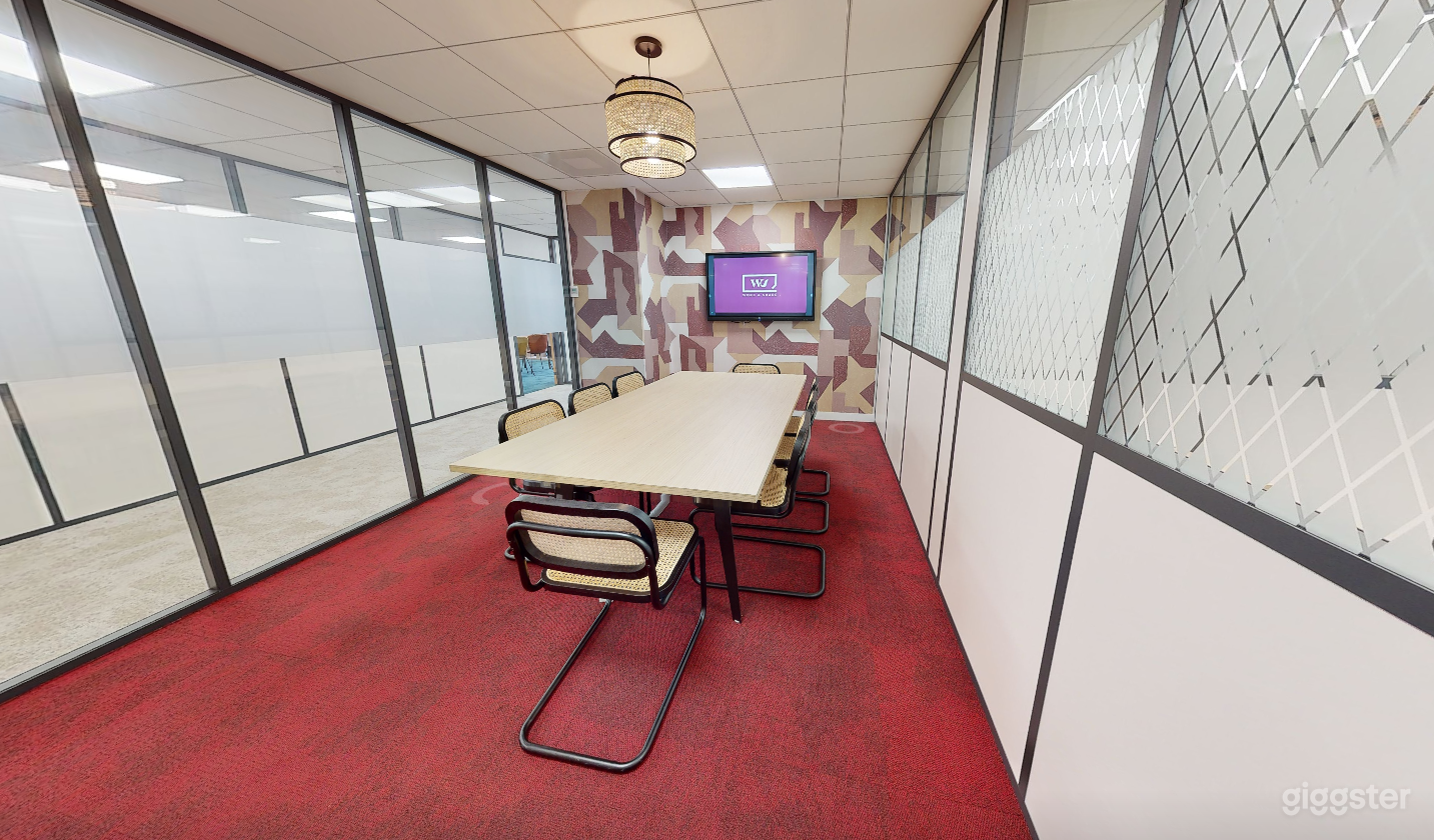 Photo de Salle de réunion équipée pour 8 personnes 3