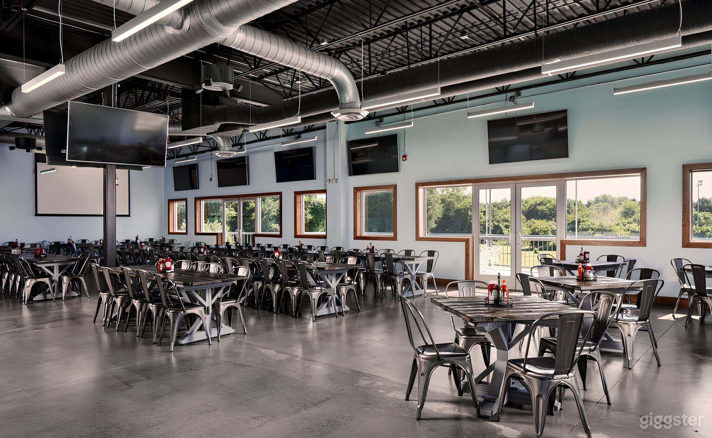 Spacious Taproom Photo 1