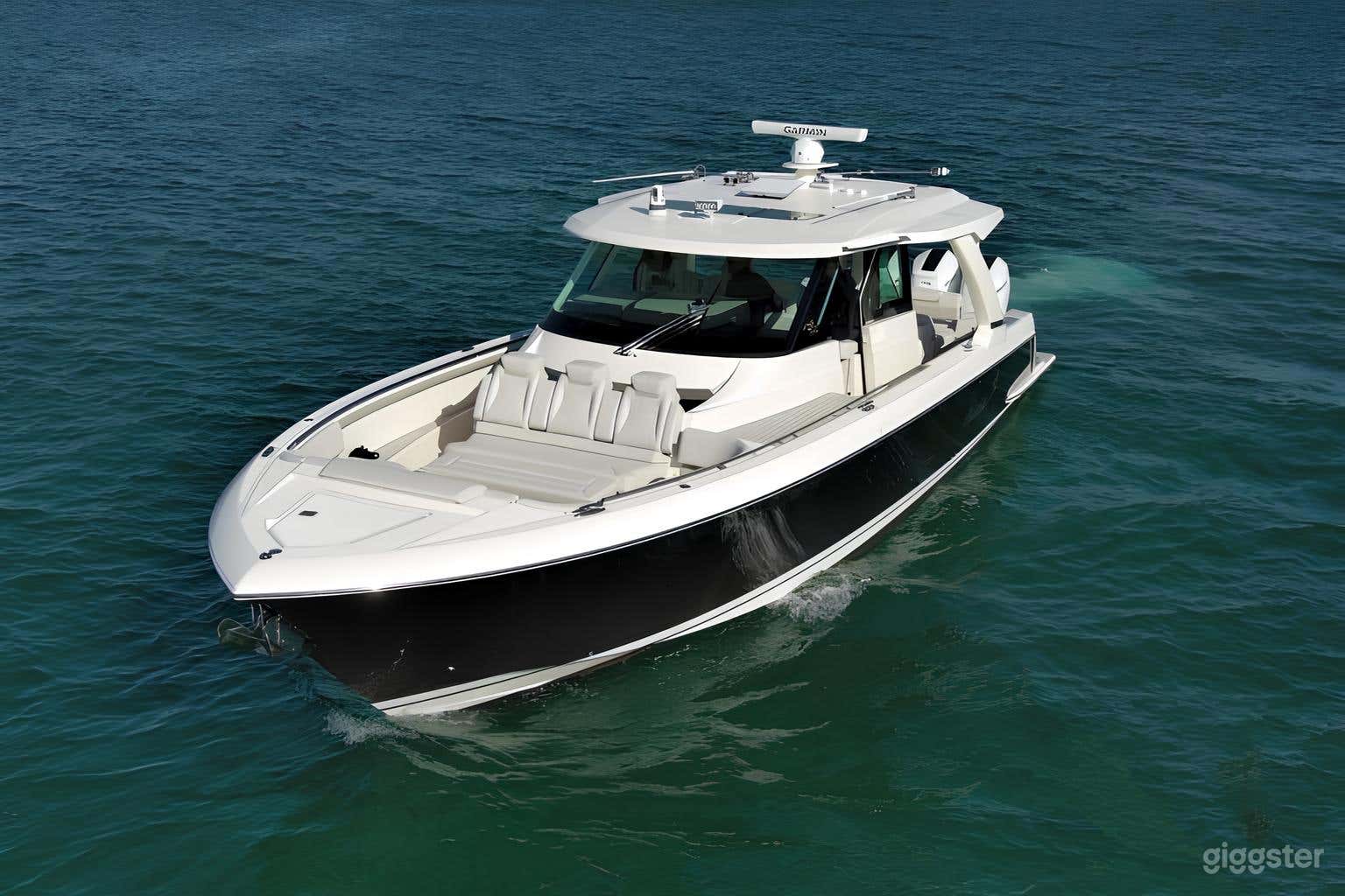 48LS Tiara Yacht Photo 1