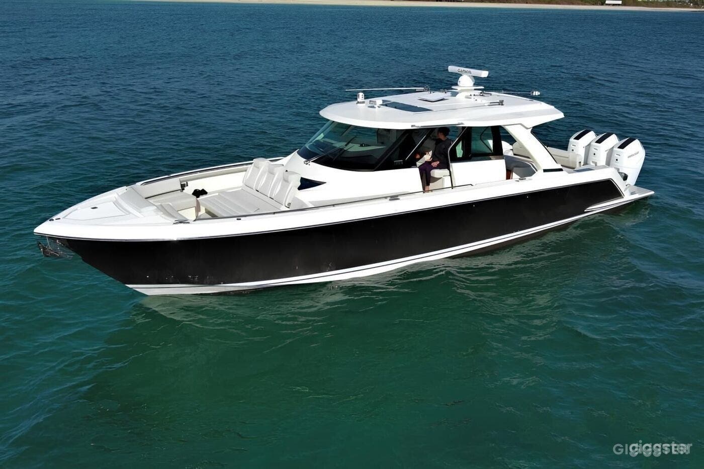 48LS Tiara Yacht Photo 2