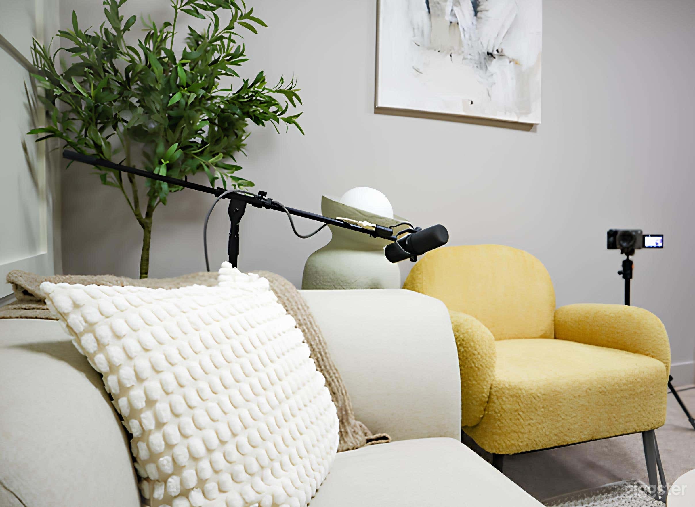 The Pod Room Recording Space Photo 1