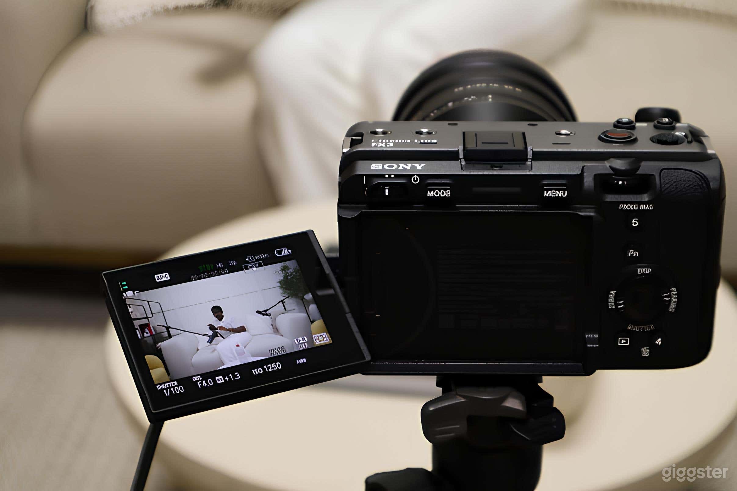 The Pod Room Recording Space Photo 3