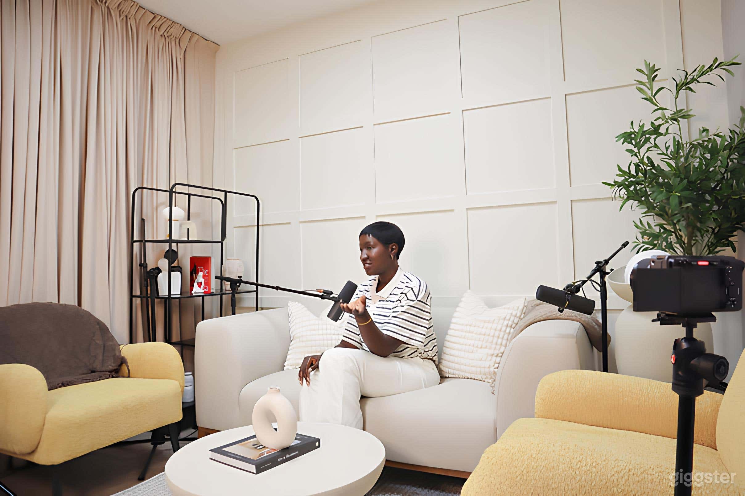 The Pod Room Recording Space Photo 2