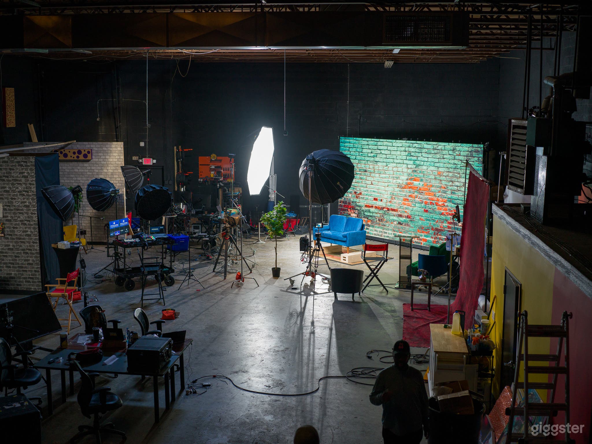 Turnkey Studio | Film, Podcast, Photography Ready Photo 4