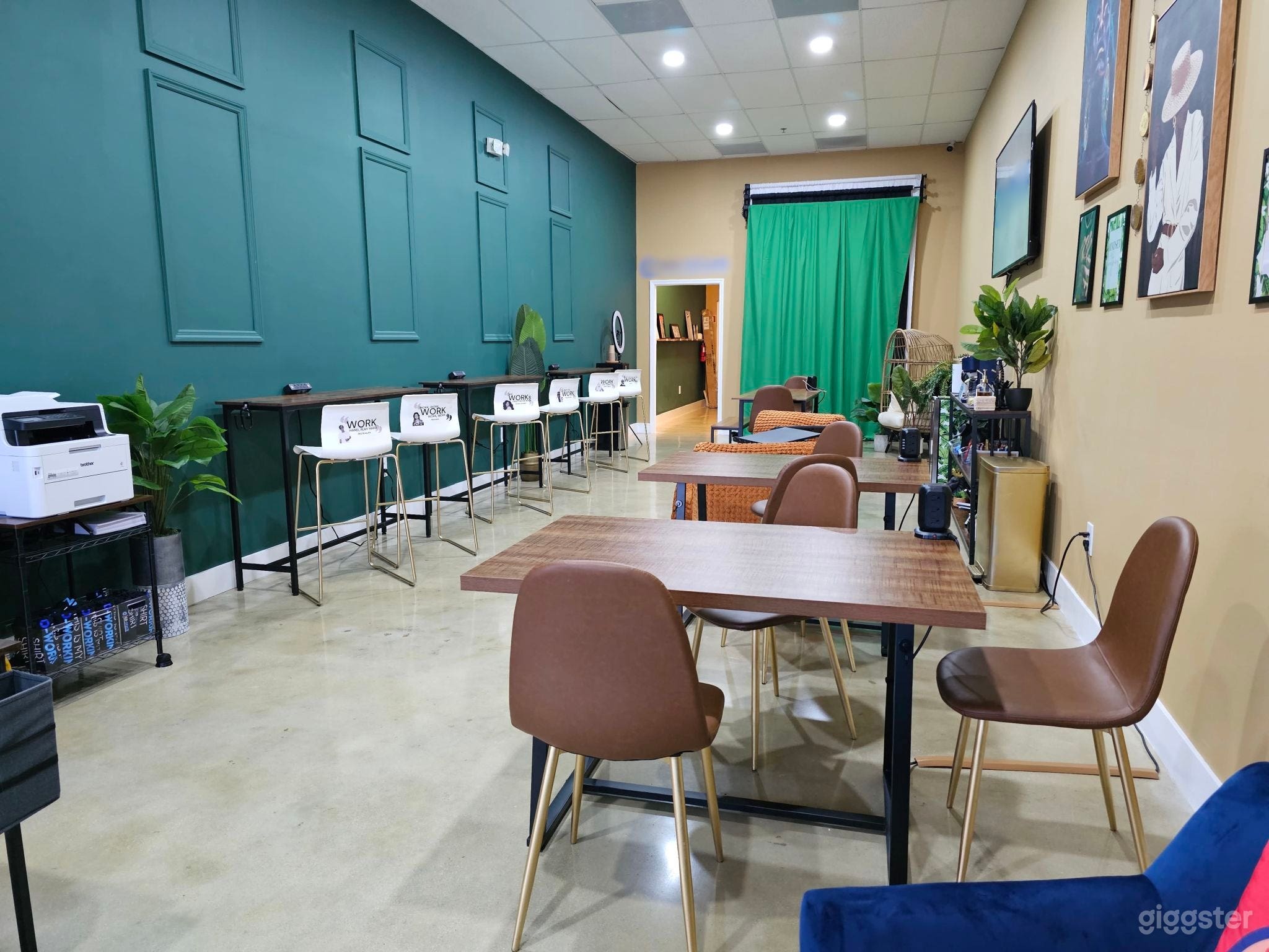 Co-working Open Studio Photo 2