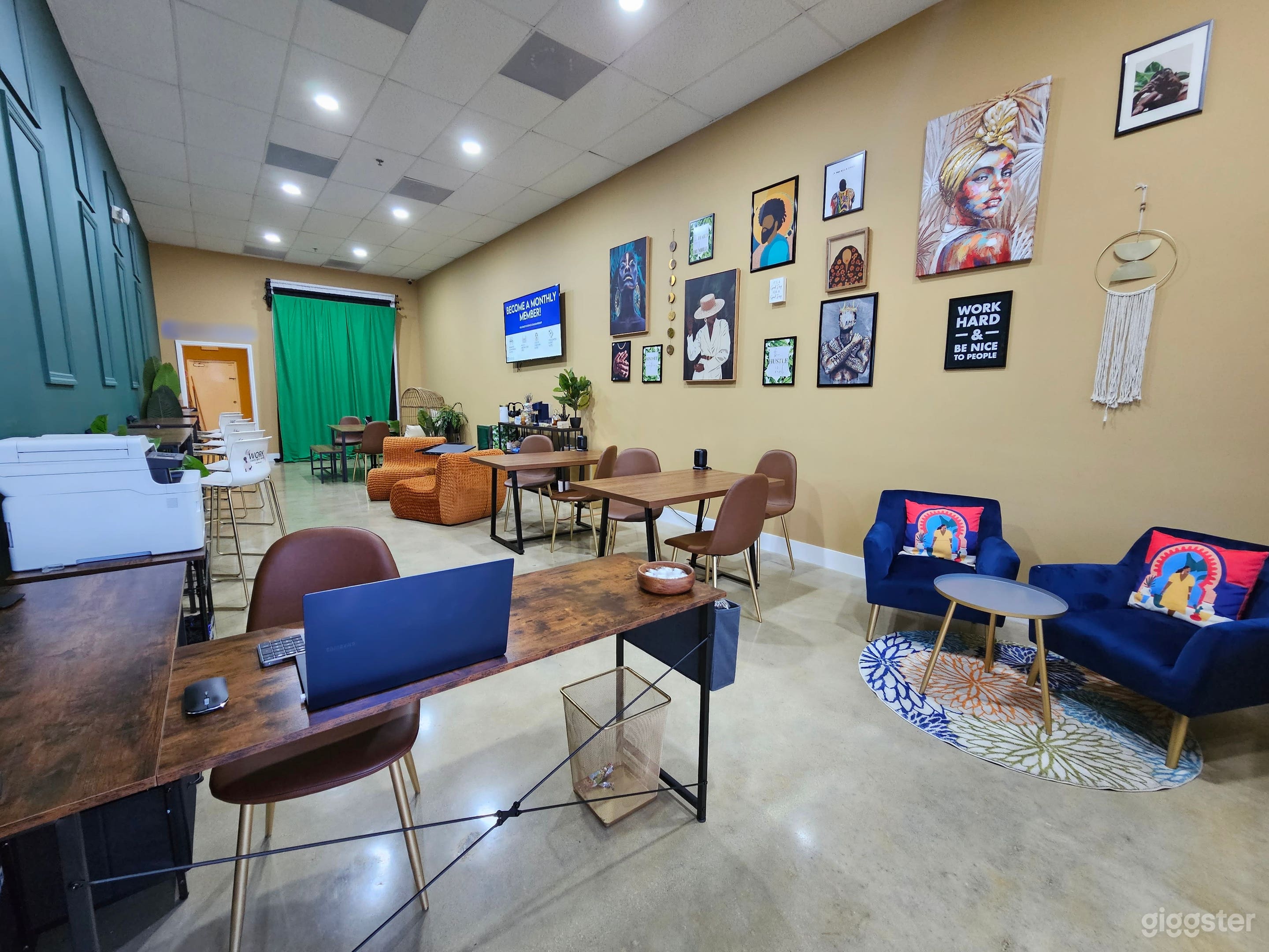 Co-working Open Studio Photo 3