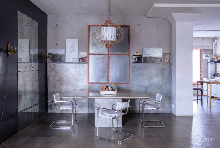  Gorgeous Loft- Unique, Versatile, Spacious    