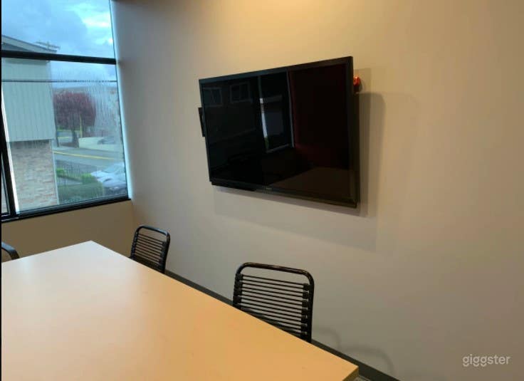 Barn Theme Private Offices for Rent Photo 4