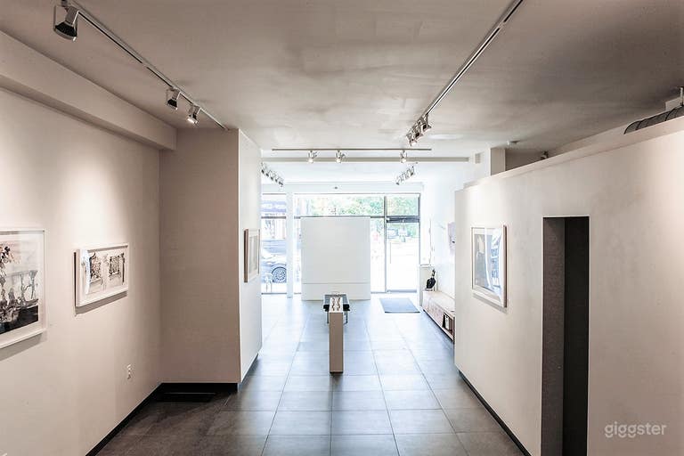  Contemporary Gallery  