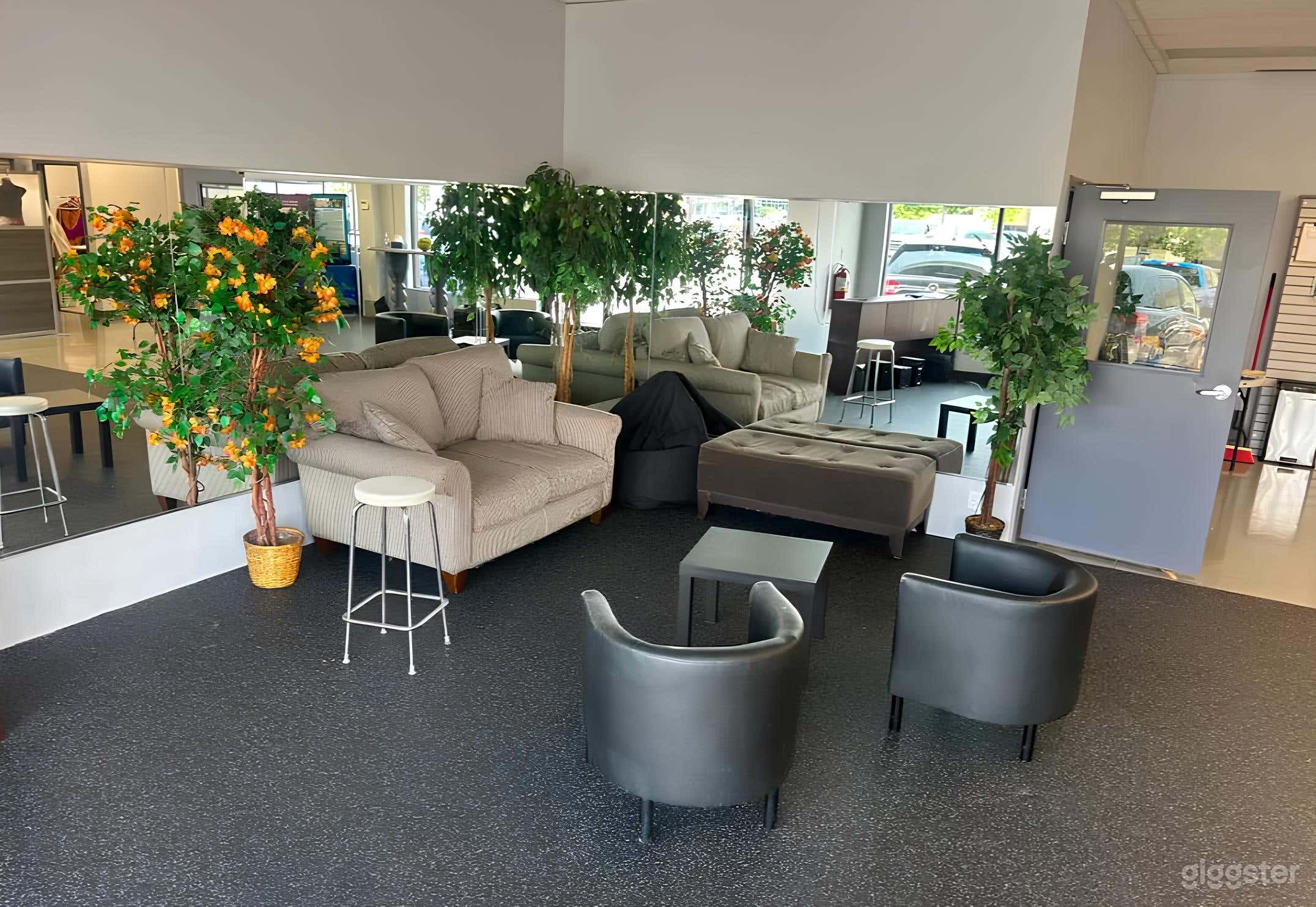 Versatile Multi-Use Studio Space in Scarborough Photo 2