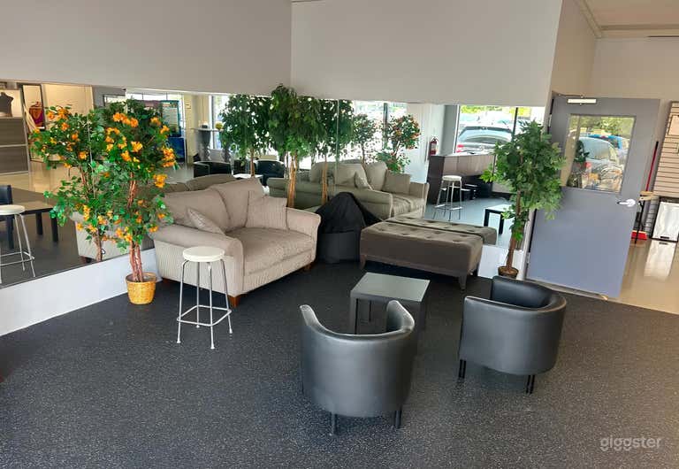  Versatile Multi-Use Studio Space in Scarborough 