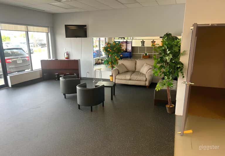  Versatile Multi-Use Studio Space in Scarborough 