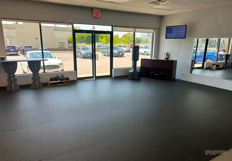  Versatile Multi-Use Studio Space in Scarborough 