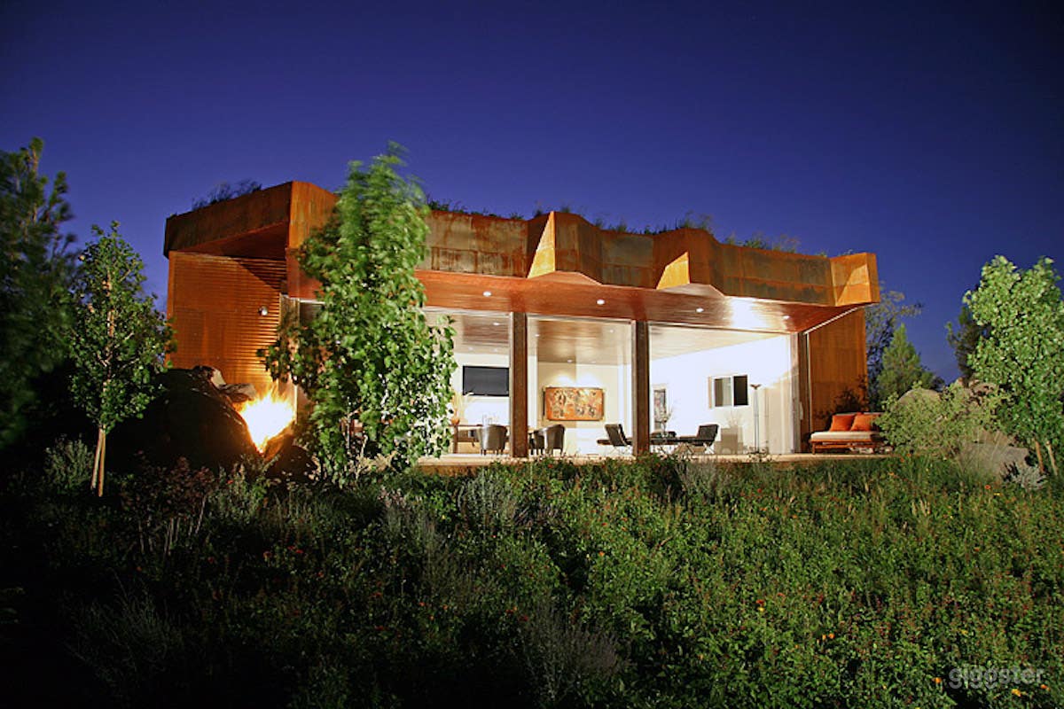 Joshua Tree Boulder House Photo 2