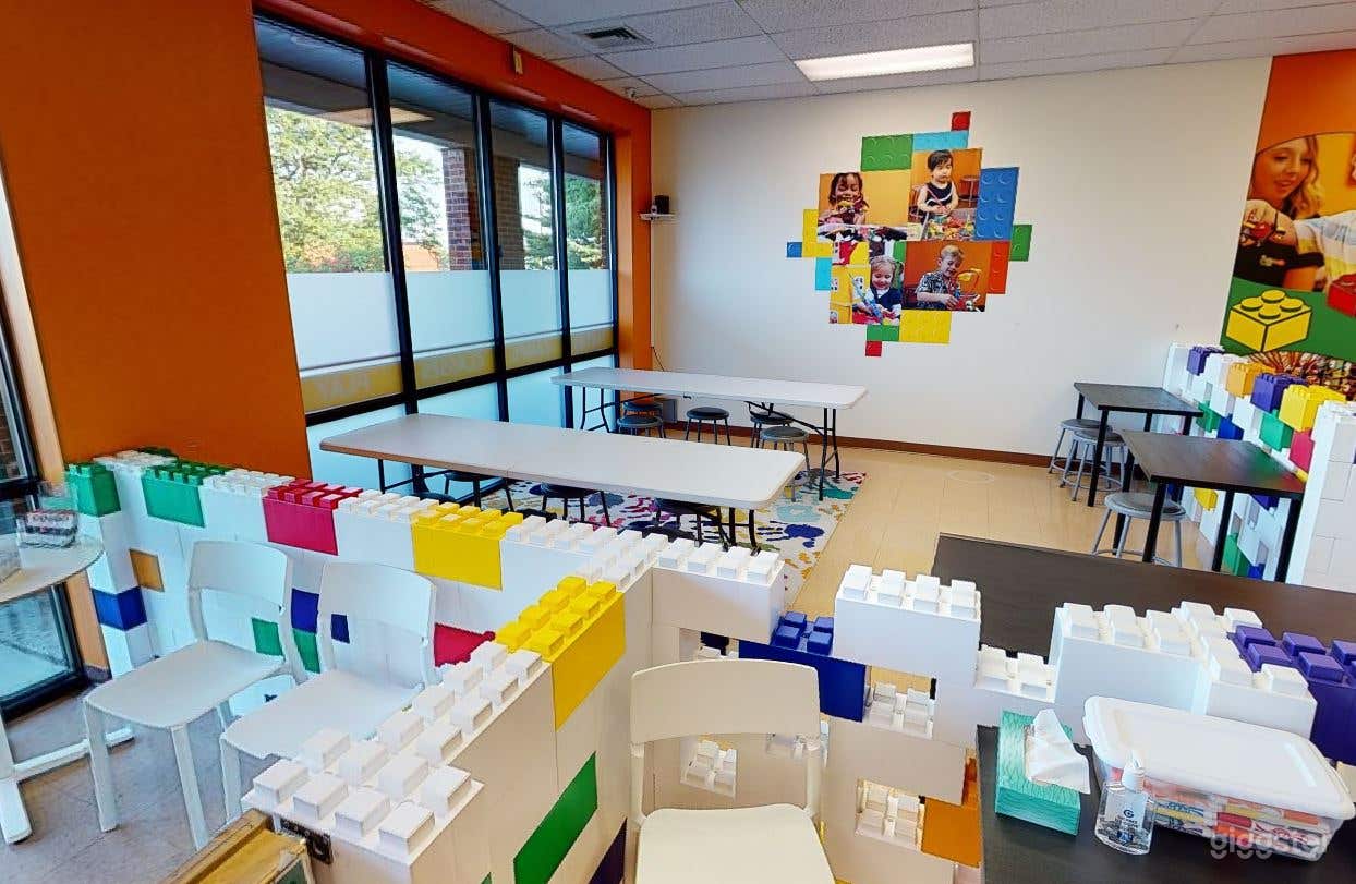 A Truly Amazing Indoor Play Center in Lancaster Photo 2