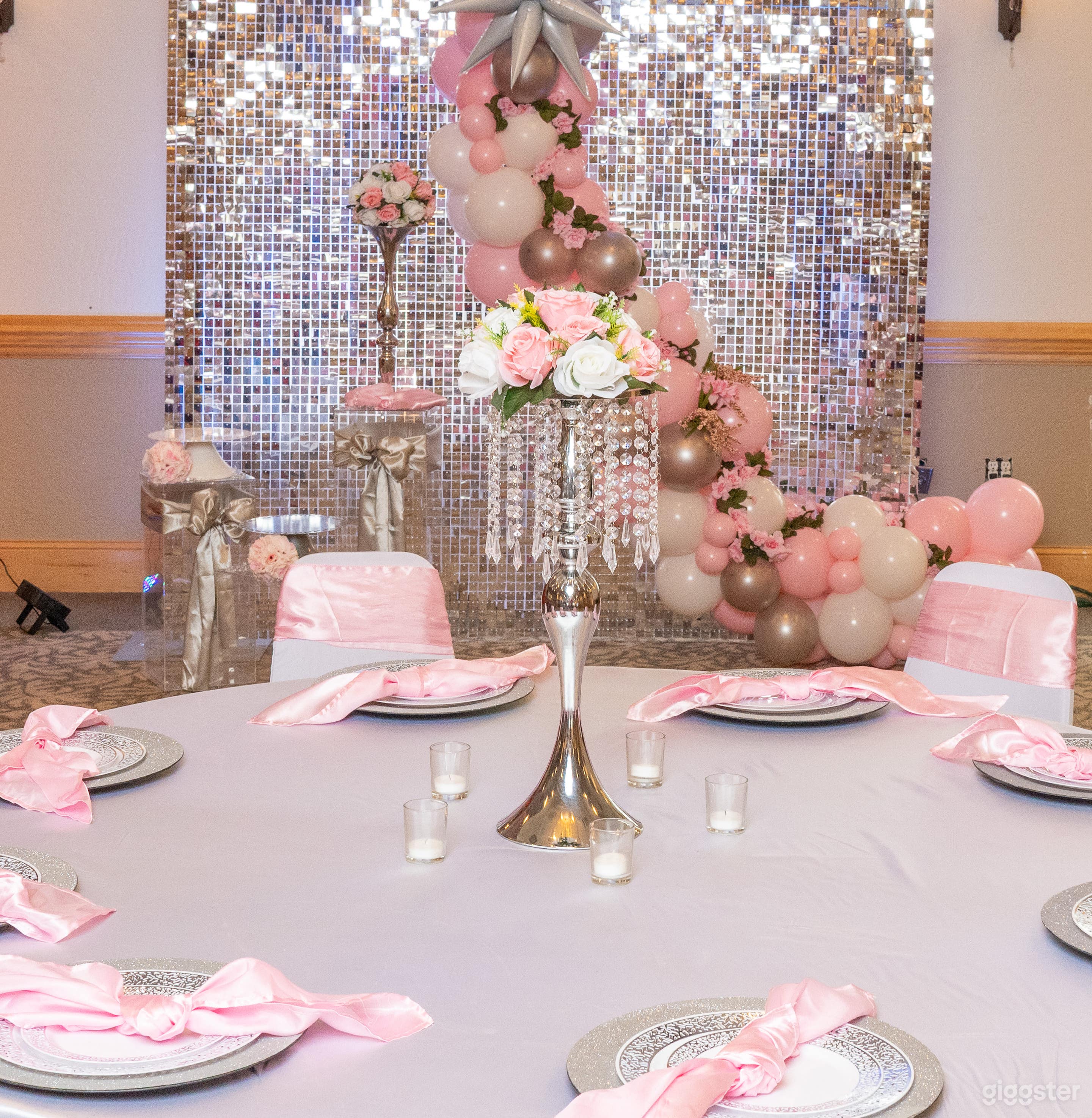 Beautiful Event space Photo 4