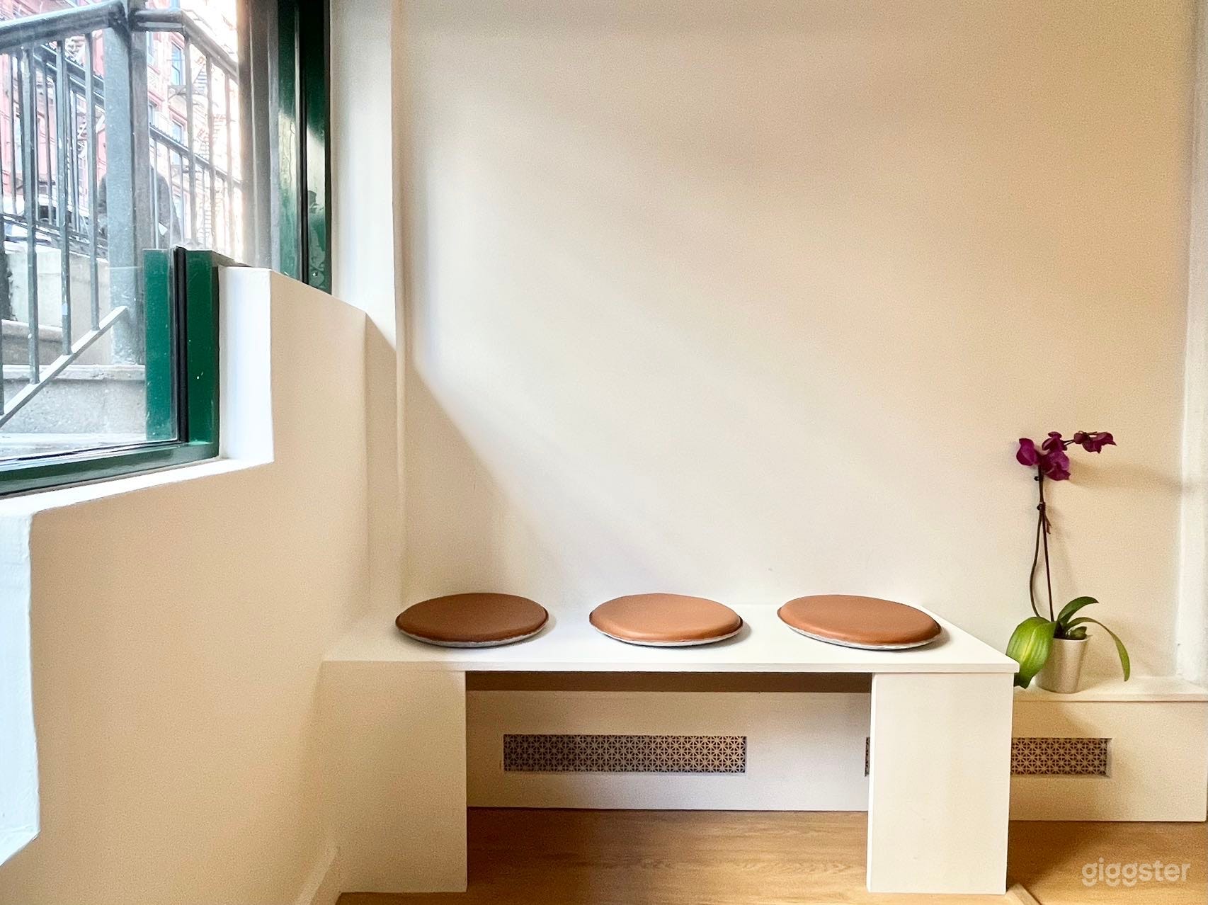 Urban Studio Photo 1