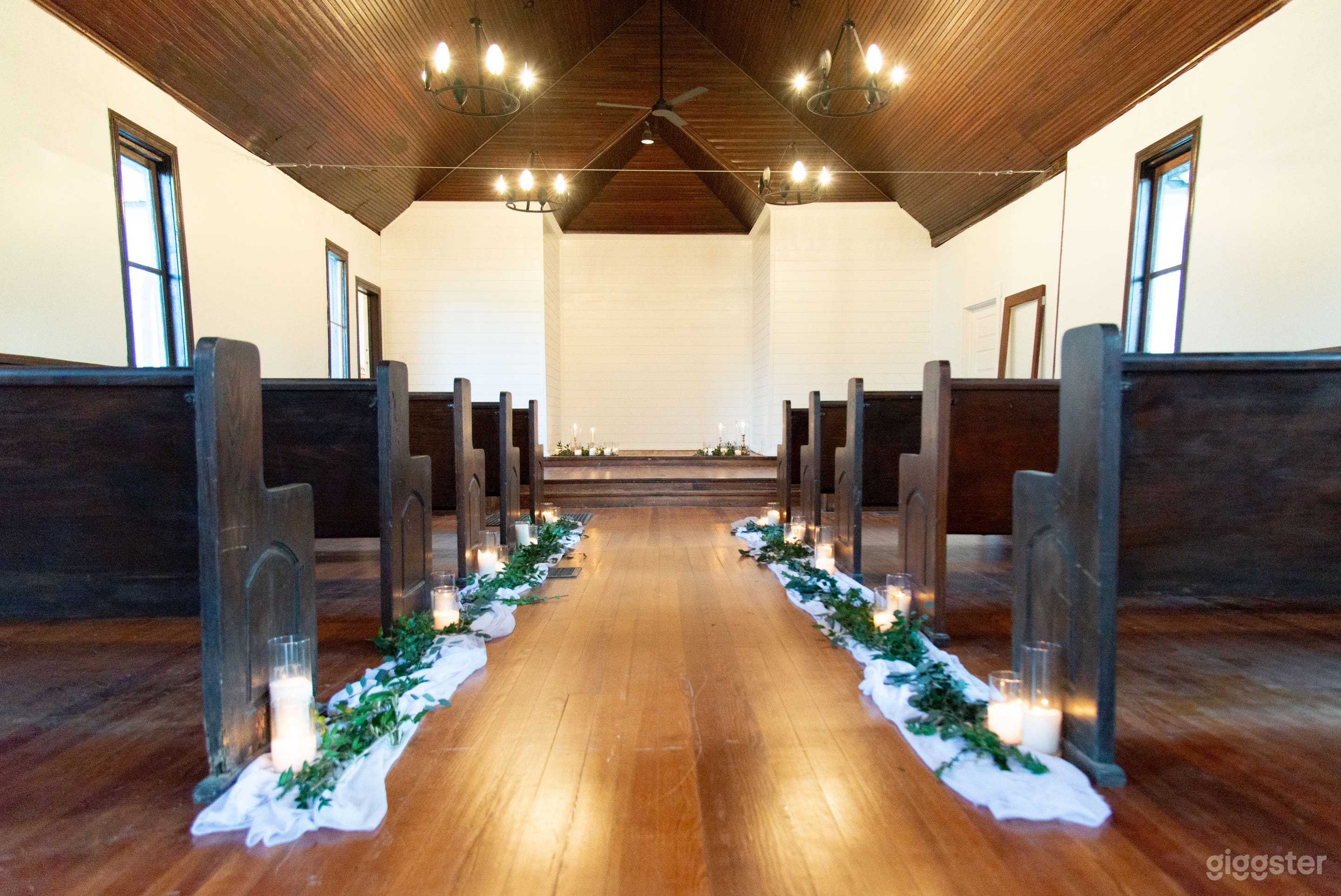 In the Heart of Historic downtown Mt. Pleasant, TN Photo 2