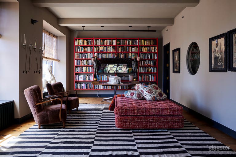  Extraordinary 5700 sf Art-Filled Chelsea Loft 