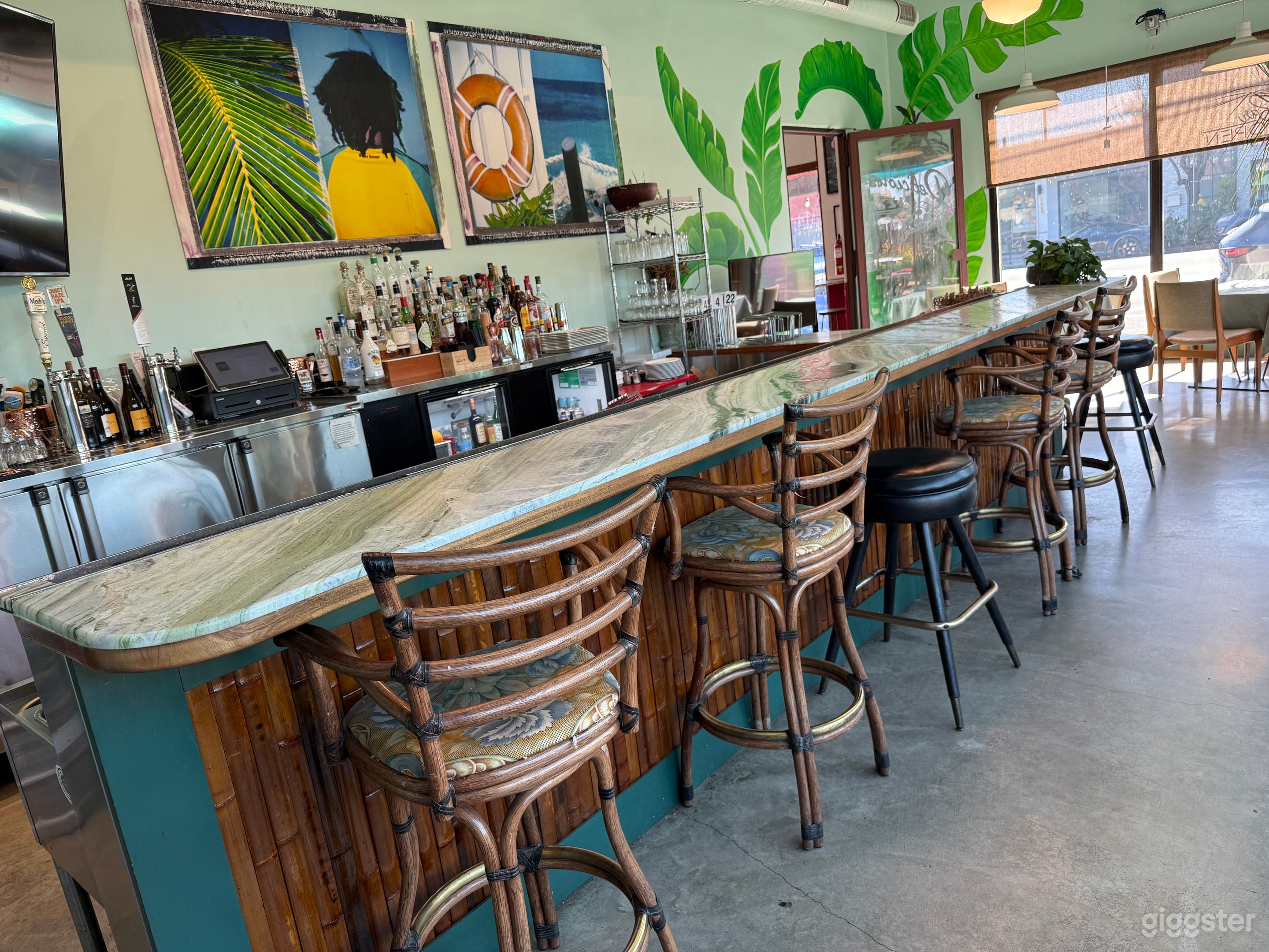 The Garden Royale — Open-Air Patio Lounge & Stage Venue Photo 3