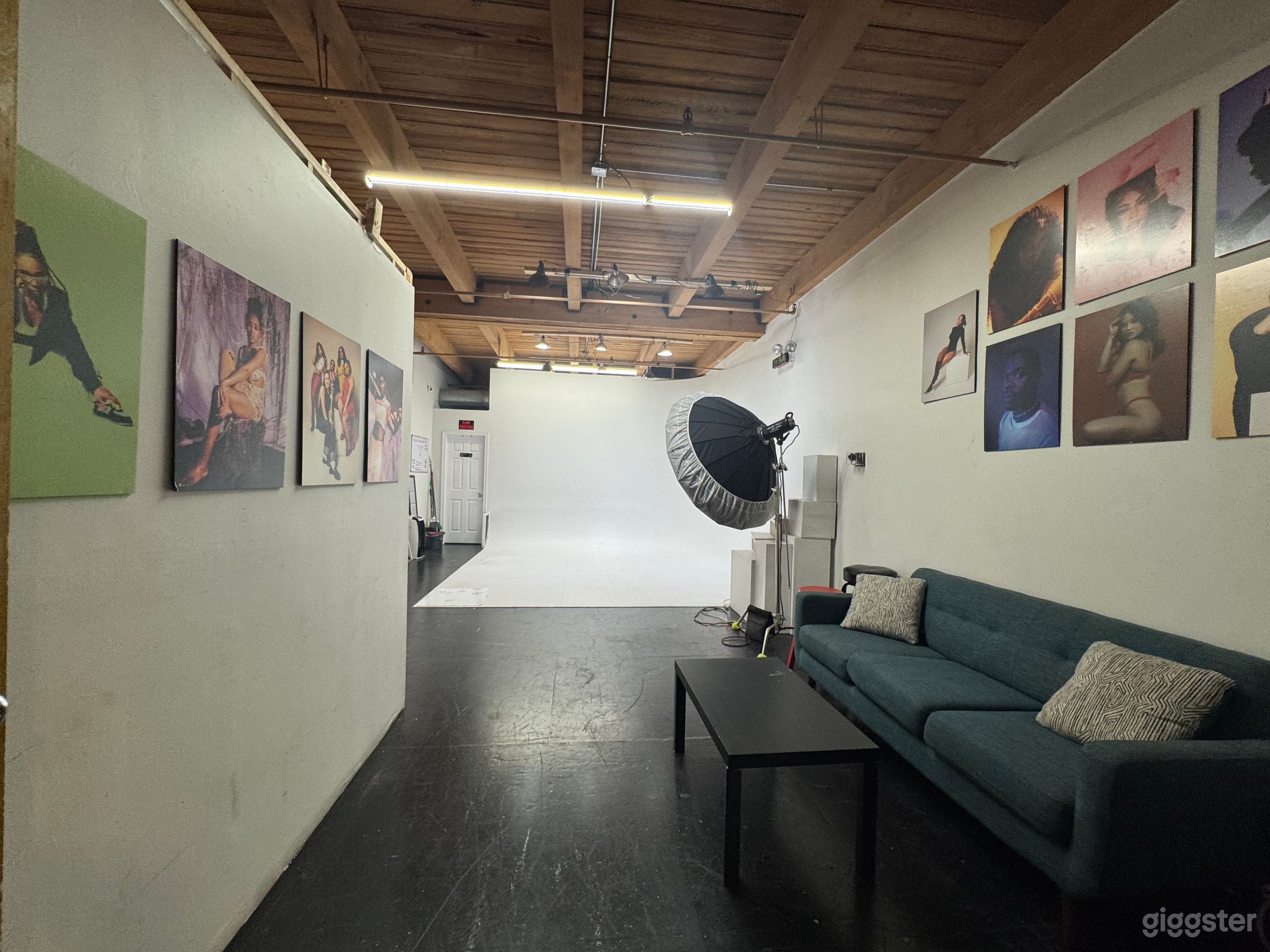 15ft Cyc Wall Studio with RGB Overhead Lights Photo 3