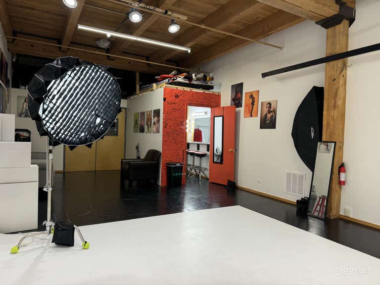  15ft Cyc Wall Studio with RGB Overhead Lights 