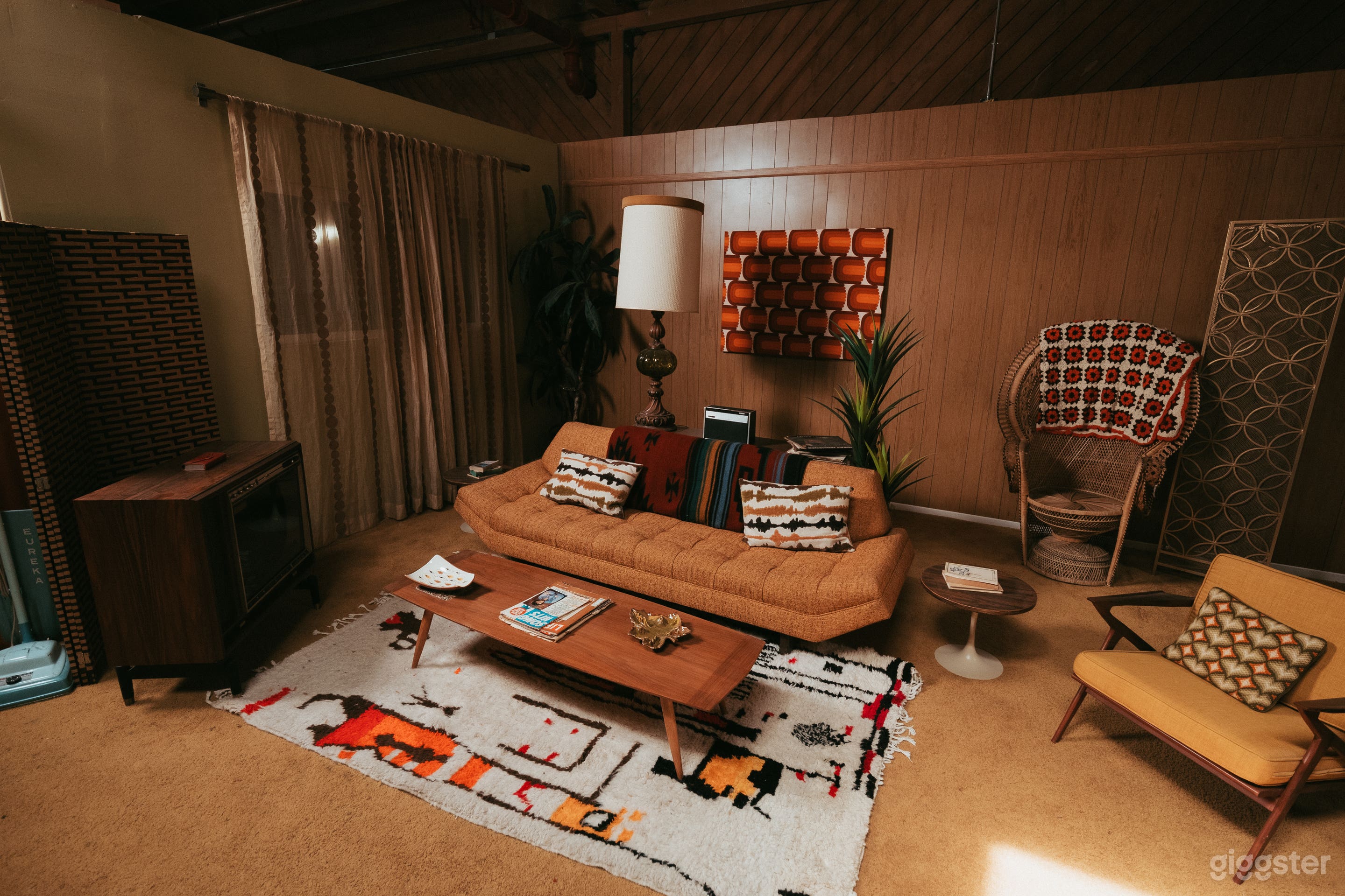 60's Vintage Mid Century House Photo 3