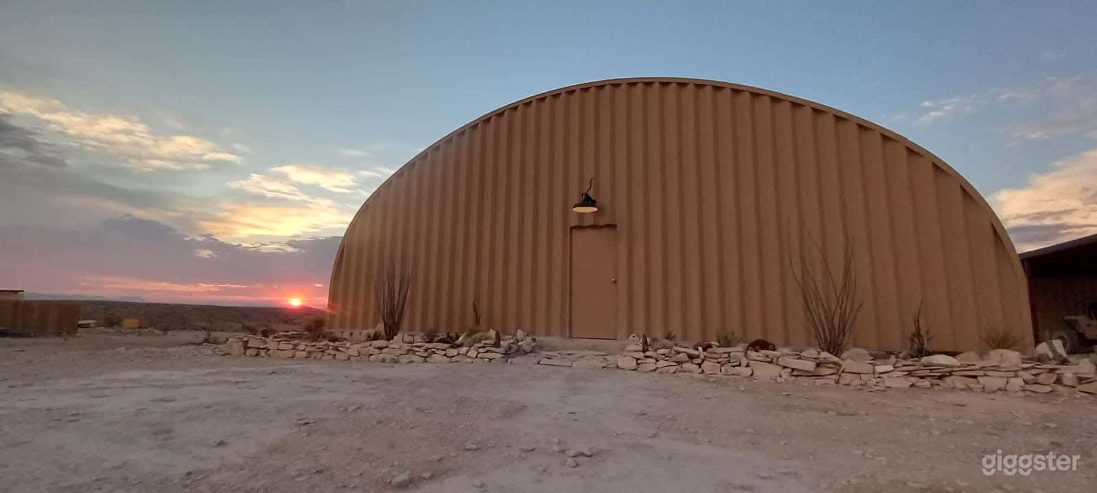 Quonset Hut 