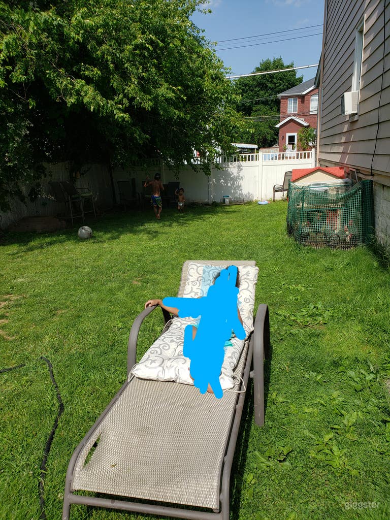  RV and large outdoor space 