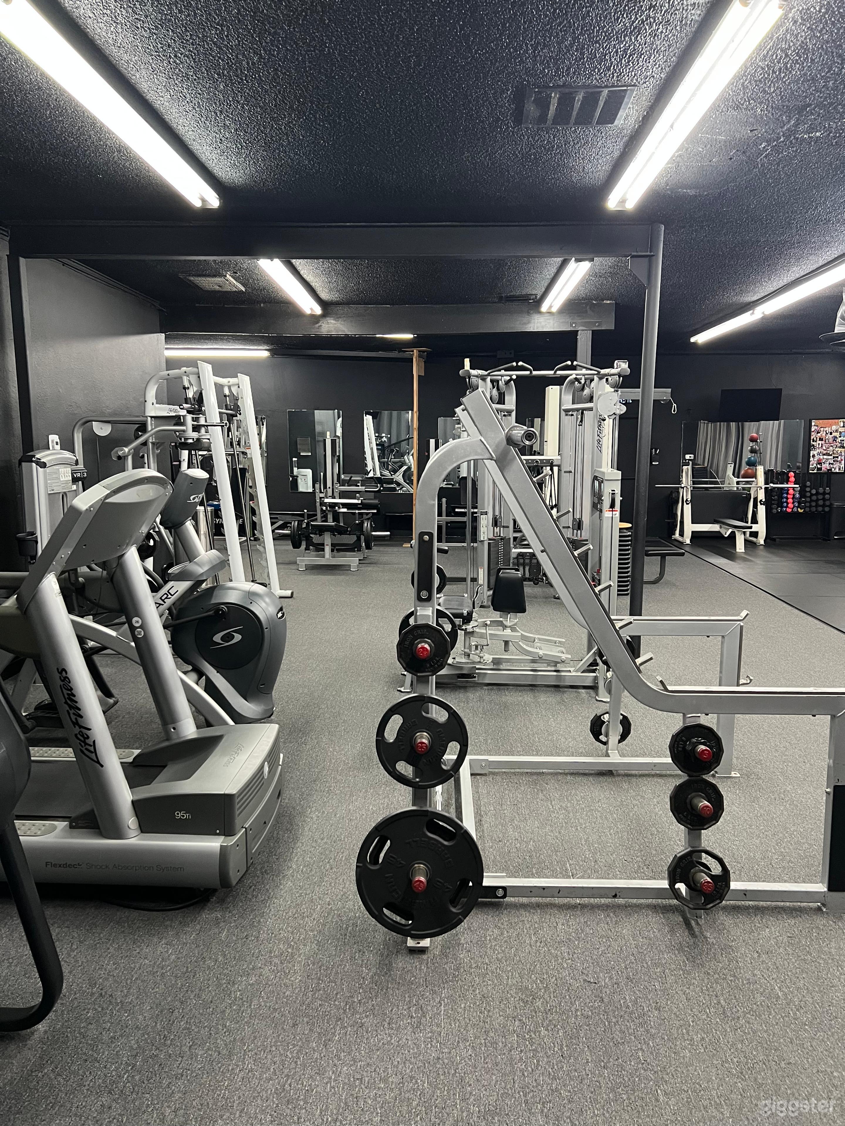 Modern Fitness Studio in Lakewood Photo 2