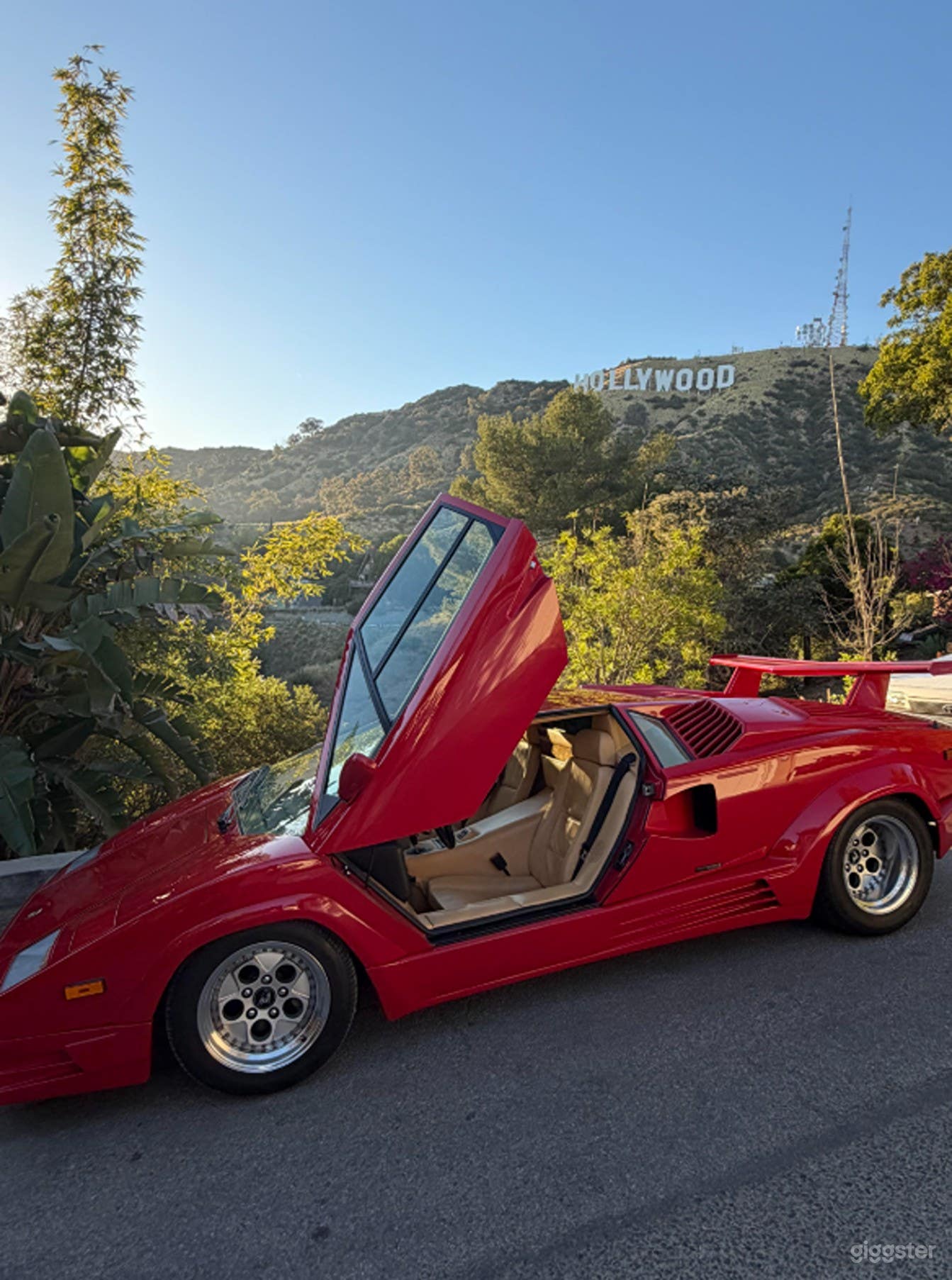 Iconic 1989 Lamborghini Countach | Rent this location on Giggster