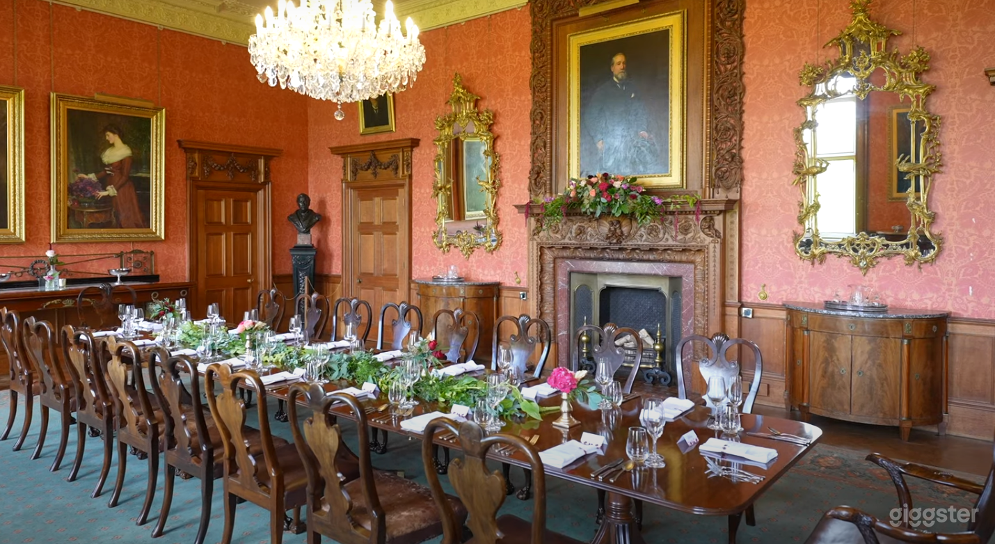 Intimate Private Dining Room Photo 3