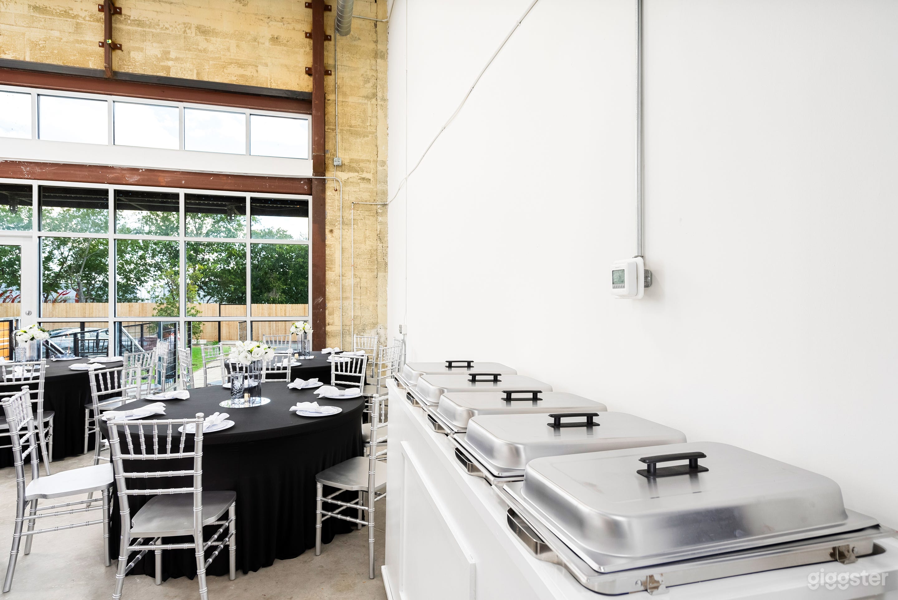 Modern Event Space/BabyShower/Wedding/Birthday Photo 4