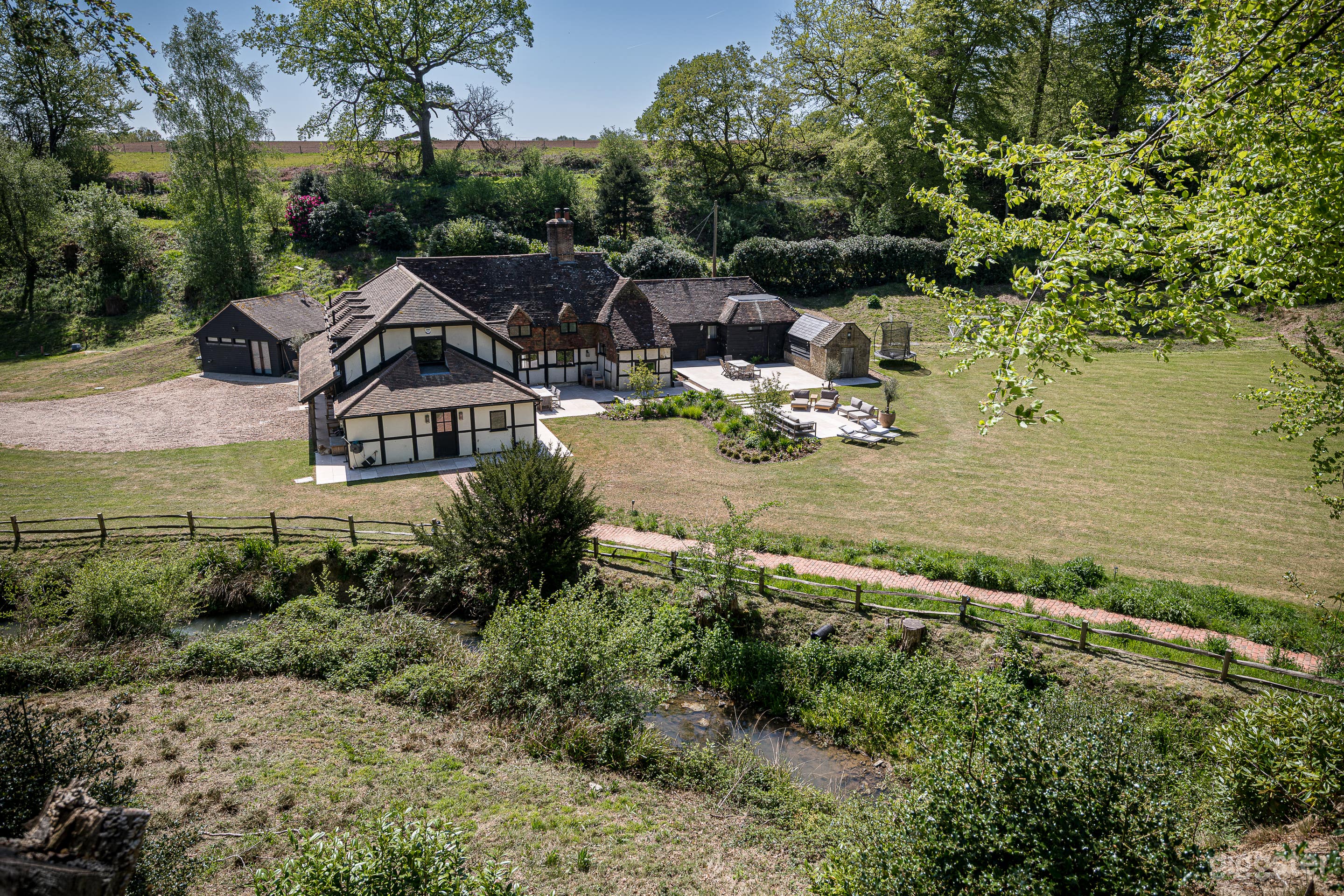 Old Mill Cottage Photo 2
