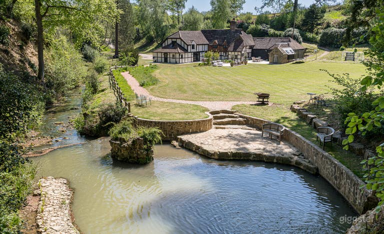  Old Mill Cottage 