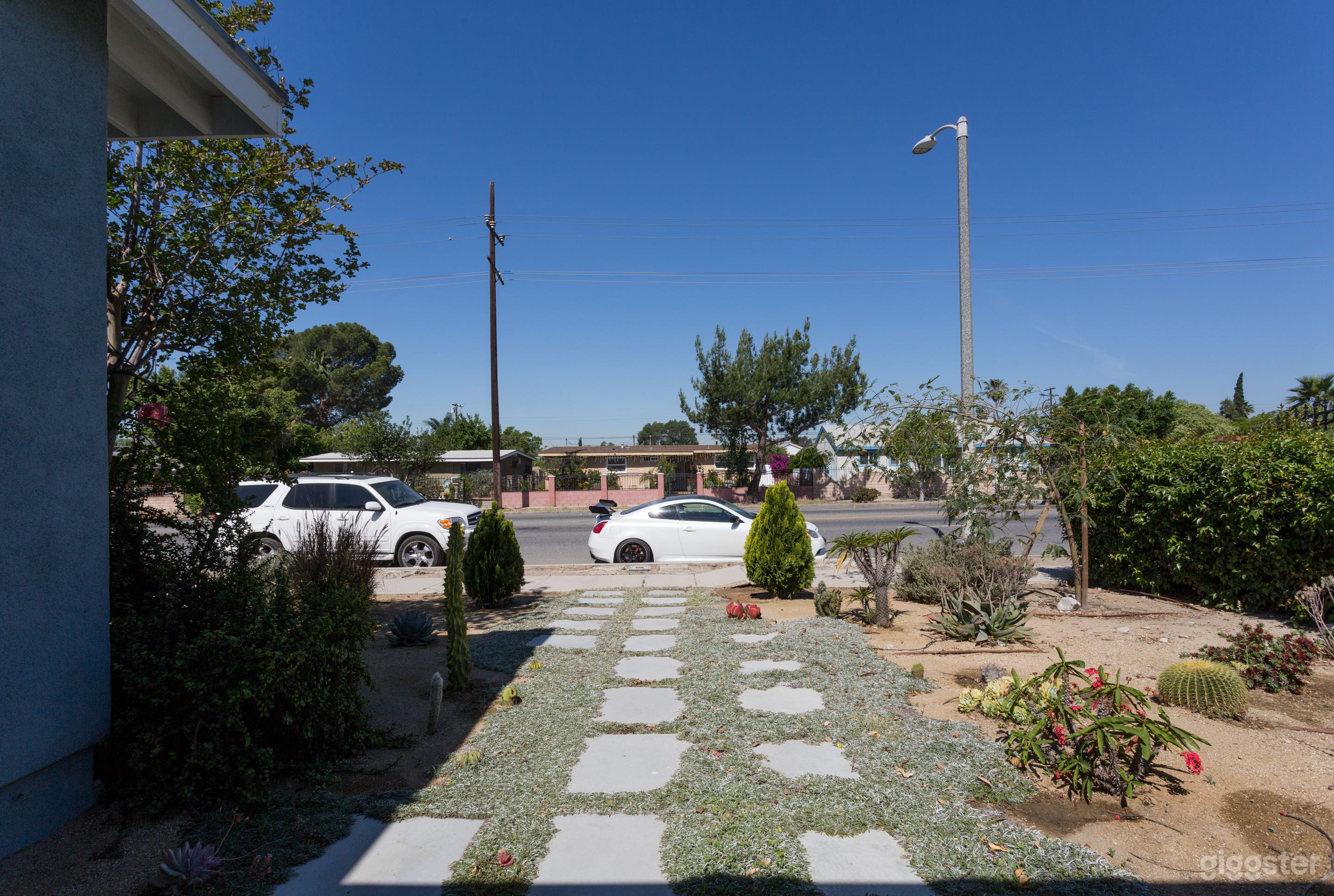 Mad Men Mid-Century Modern Photo 3