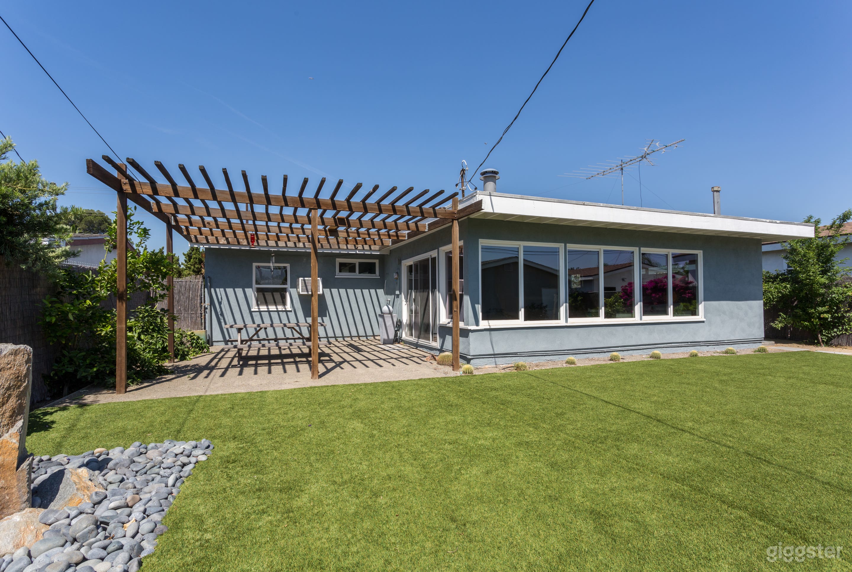 Mad Men Mid-Century Modern Photo 1