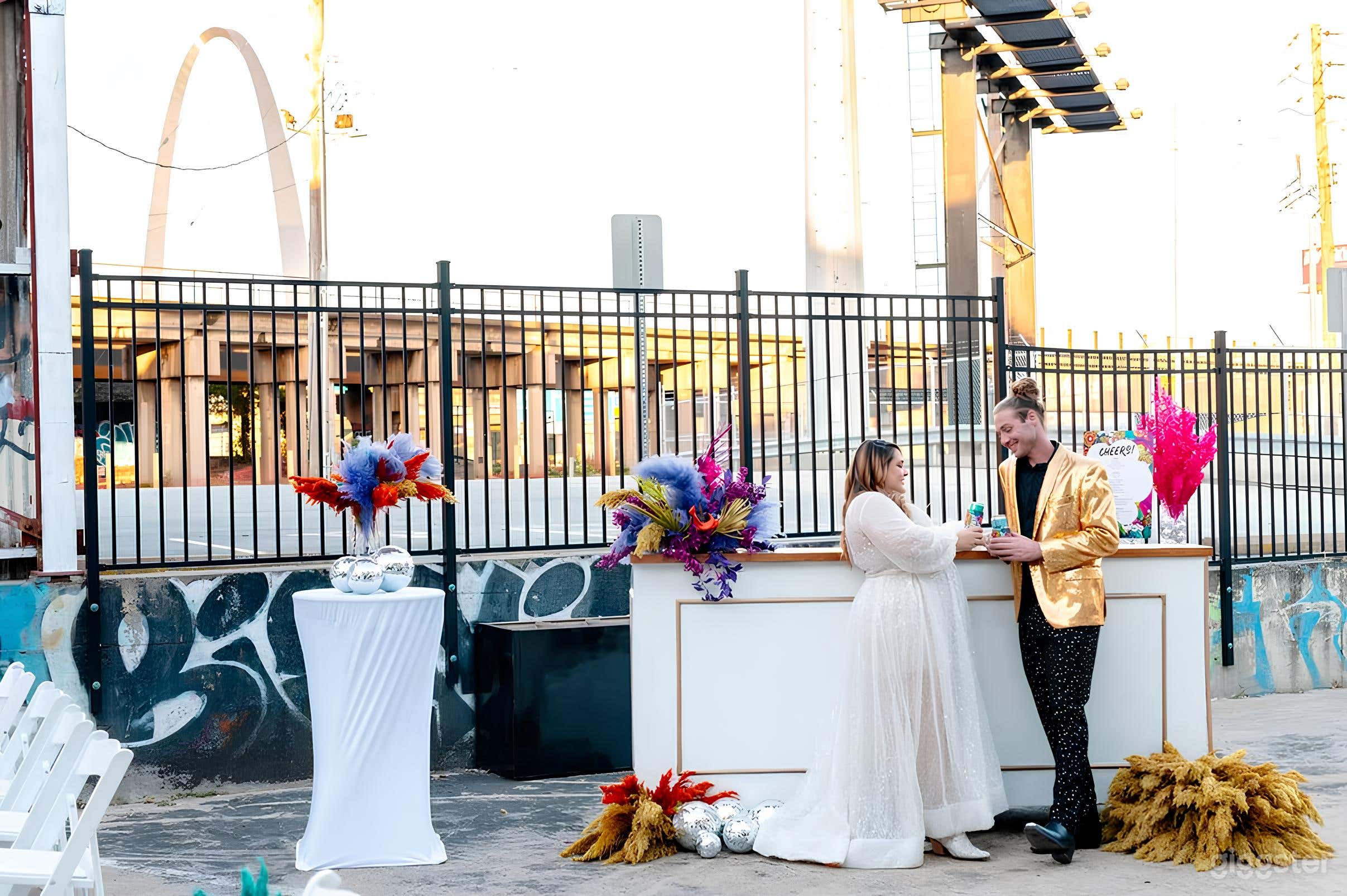 Outdoor Garden Patio Photo 2